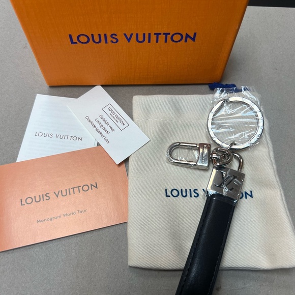 Louis Vuitton Other - Louis Vuitton Silver and Black Key Holder